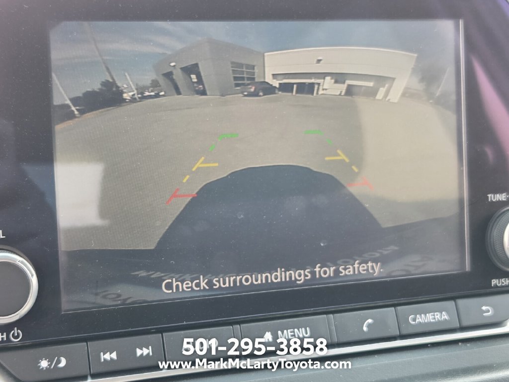 Used 2023 Nissan Rogue SV FWD image 18