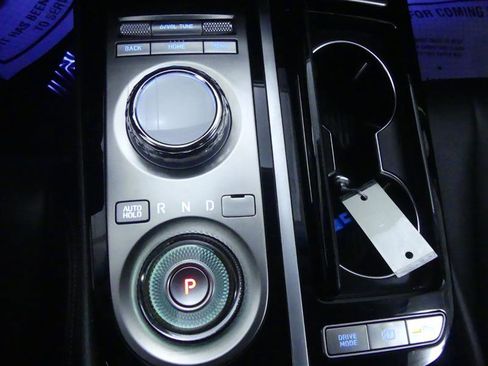 Used 2023 Genesis G80 2.5T image 20