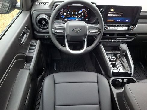 New 2026 Chevrolet Colorado Trail Boss w/ Midnight Edition AWD/4WD image 7
