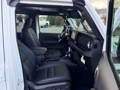 New 2026 Jeep Wrangler Sahara image 30