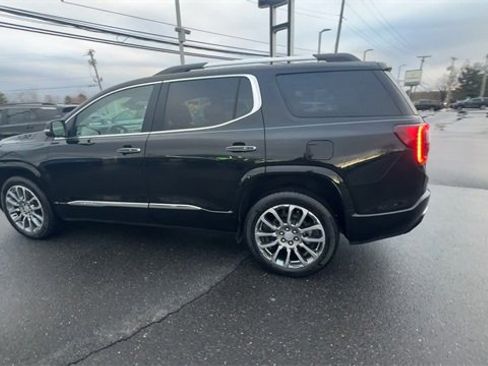 Used 2023 GMC Acadia Denali w/ Denali Ultimate Package image 5