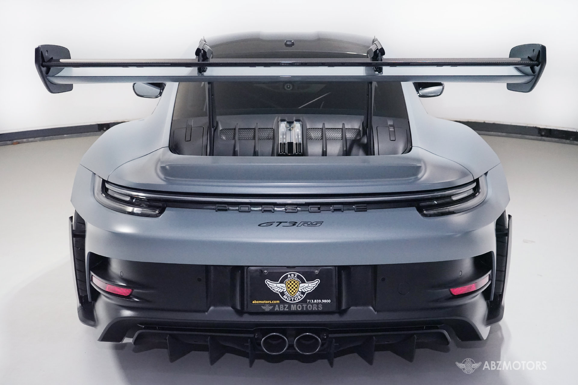 Used 2025 Porsche 911 GT3 RS RWD image 8
