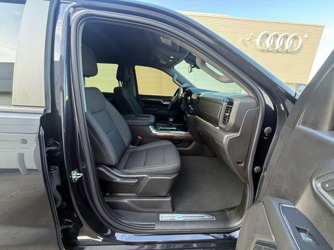 Used 2022 Chevrolet Silverado 1500 RST image 43