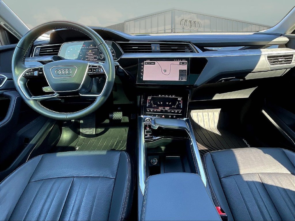 Used 2024 Audi Q8 e-tron Premium Plus w/ Premium Plus Package AWD/4WD image 9