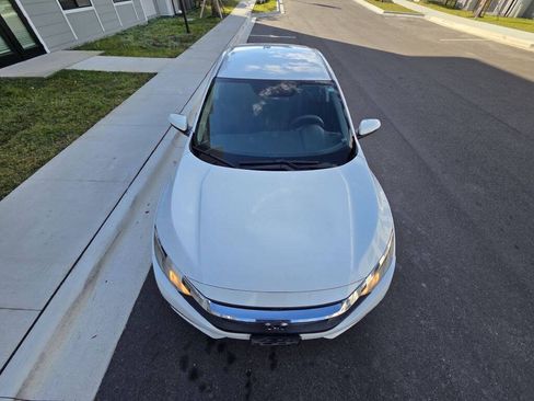 Used 2017 Honda Civic LX image 3
