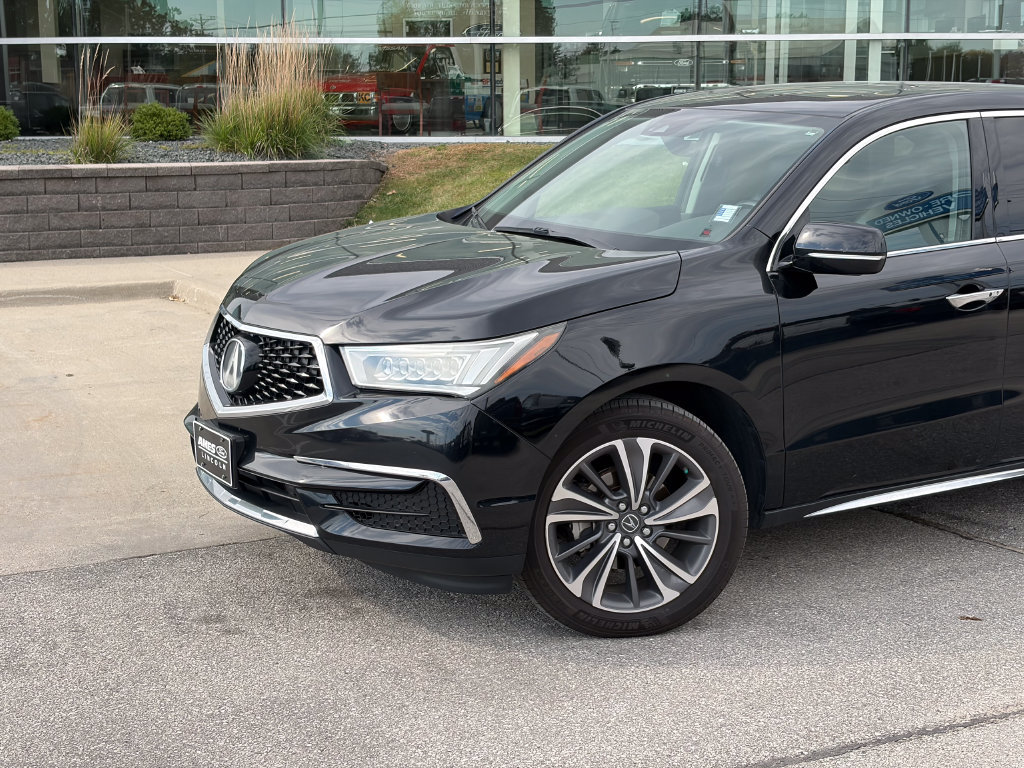 Used 2019 Acura MDX w/ Tech & Entertainment Pkg AWD/4WD image 2