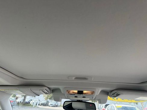 Used 2016 Subaru Forester 2.5i Premium image 18