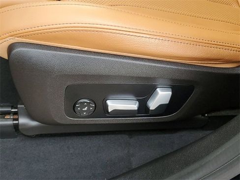 Used 2023 BMW X3 M40i w/ Premium Package image 27