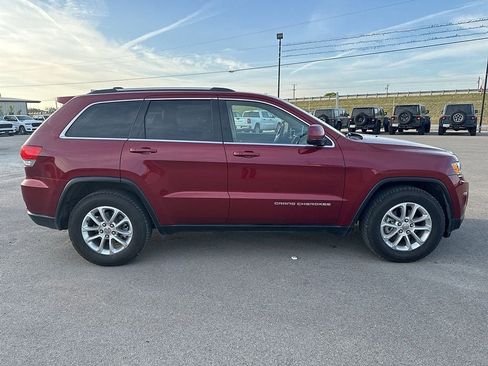Used 2015 Jeep Grand Cherokee Laredo w/ Quick Order Package 23E image 4