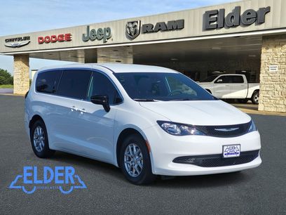 New 2026 Chrysler Voyager LX