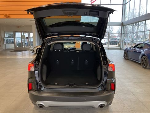 Used 2020 Ford Escape SEL image 28