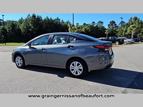 Used 2025 Nissan Versa S w/ Trunk Package image 26