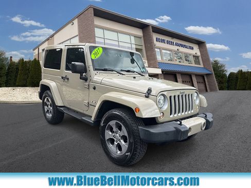 Used 2017 Jeep Wrangler Sahara w/ Trailer Tow Group AWD/4WD image 1