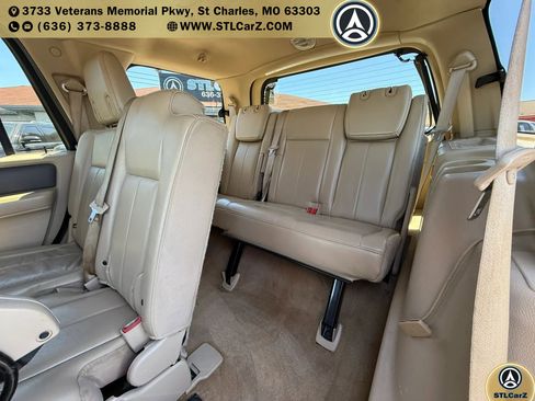 Used 2013 Ford Expedition XLT AWD/4WD image 12