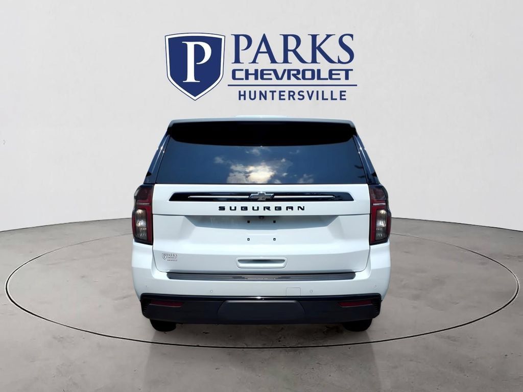 Certified 2023 Chevrolet Suburban Z71 w/ Luxury Package AWD/4WD image 31