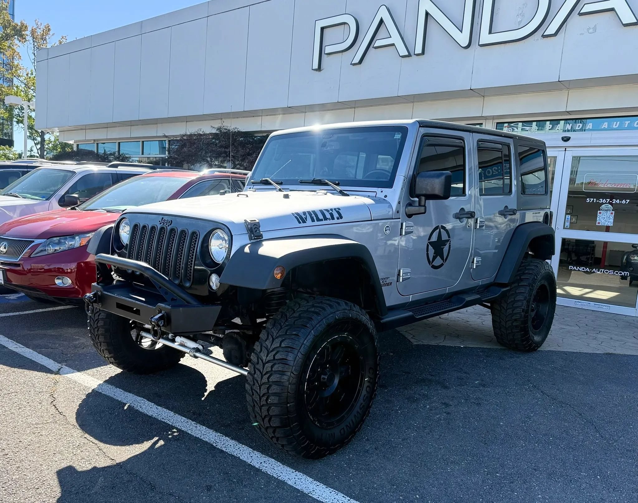 Used 2015 Jeep Wrangler Unlimited Sport AWD/4WD image 3