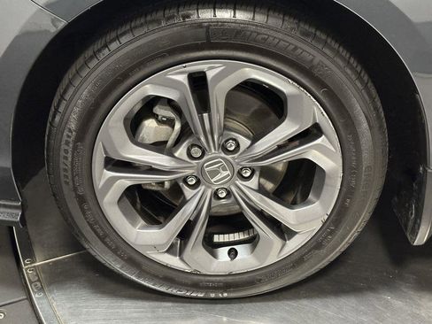 Certified 2023 Honda Accord EX image 18