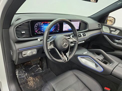 Used 2024 Mercedes-Benz GLE 450 4MATIC image 9