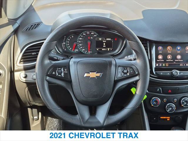 Used 2021 Chevrolet Trax LS w/ Tint and Cruise Package AWD/4WD image 15