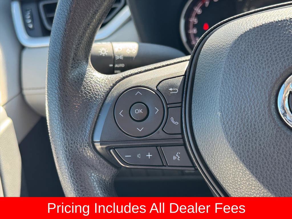 Used 2025 Toyota RAV4 XLE w/ Convenience Package FWD image 18