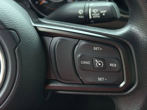 Used 2020 Jeep Gladiator Sport AWD/4WD image 29