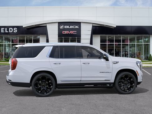 New 2026 GMC Yukon Denali w/ Denali Reserve Package AWD/4WD image 5