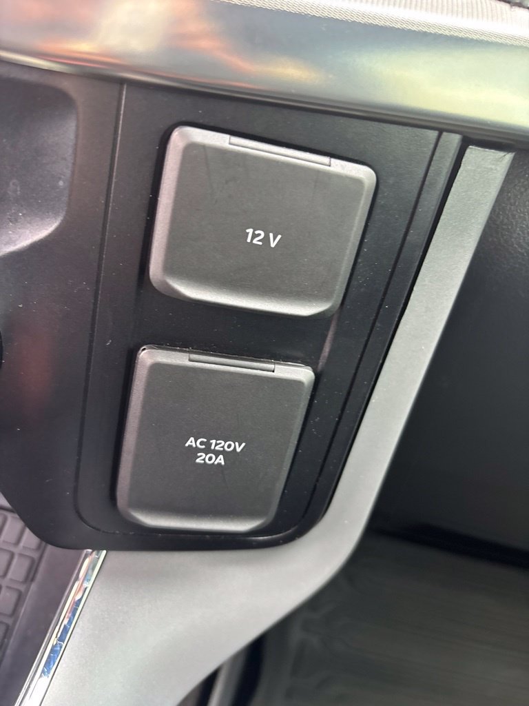 Used 2024 Ford F150 Lariat w/ Equipment Group 502A High AWD/4WD image 22