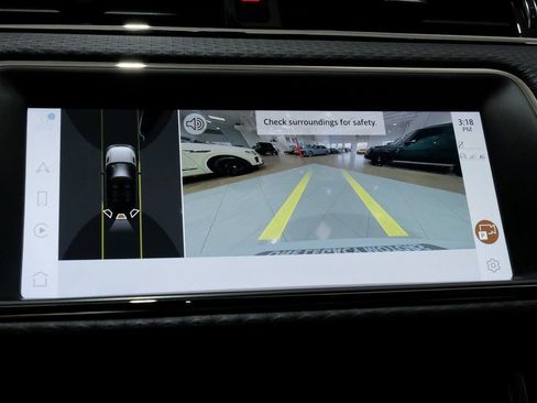 Used 2023 Land Rover Range Rover Evoque R-Dynamic S image 20