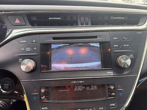Used 2013 Toyota Avalon XLE Touring FWD image 22