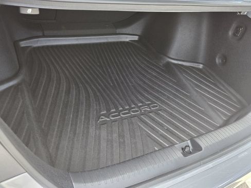 Certified 2025 Honda Accord SE image 14