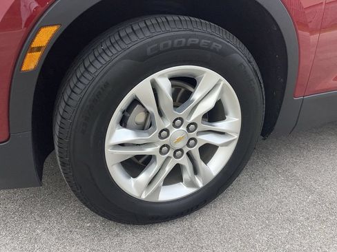 Used 2019 Chevrolet Blazer LT FWD image 10