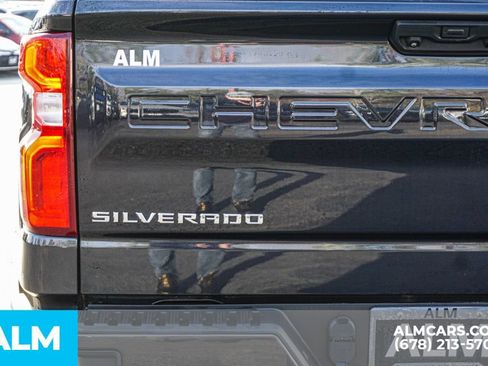 Used 2022 Chevrolet Silverado 1500 RST w/ Convenience Package II image 15