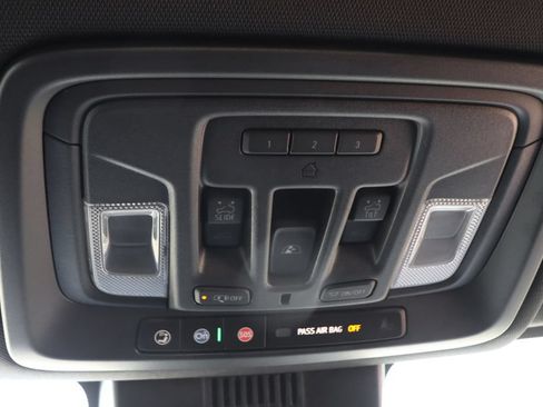 Used 2024 GMC Sierra 1500 AT4 w/ Technology Package AWD/4WD image 29