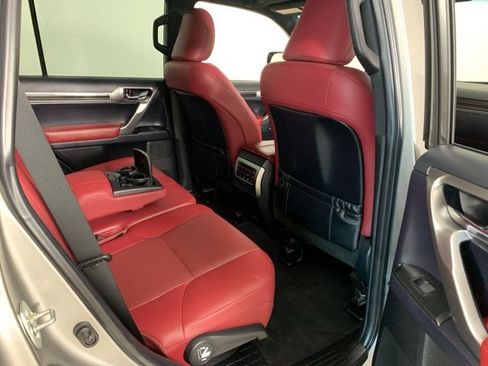 Used 2022 Lexus GX 460 Premium image 25