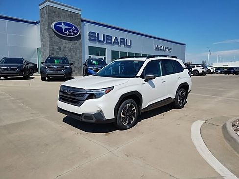 New 2026 Subaru Forester Touring AWD/4WD image 1