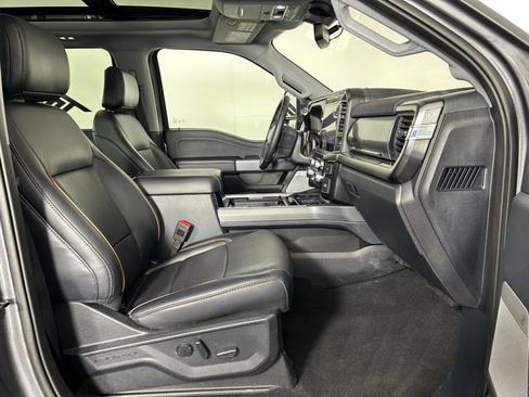 Used 2025 Ford F350 Lariat w/ Black Appearance Package AWD/4WD image 15