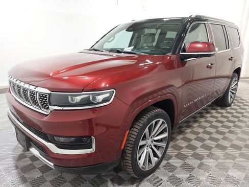 Used 2022 Jeep Grand Wagoneer Series II w/ Convenience Group III AWD/4WD image 1