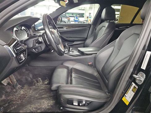 Used 2018 BMW 530i w/ Premium Package image 7