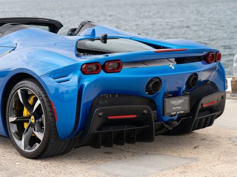 Used 2024 Ferrari SF90 Spider AWD/4WD image 26