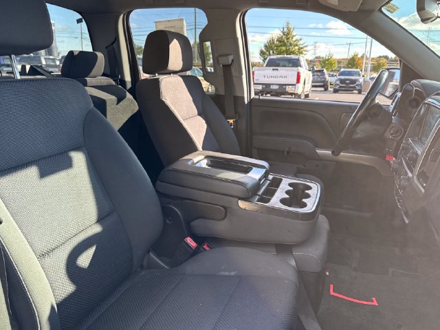 Used 2018 Chevrolet Silverado 1500 LT AWD/4WD image 14