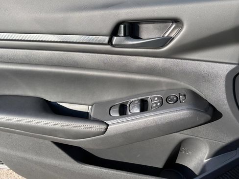 New 2026 Nissan Altima 2.5 SV FWD image 15