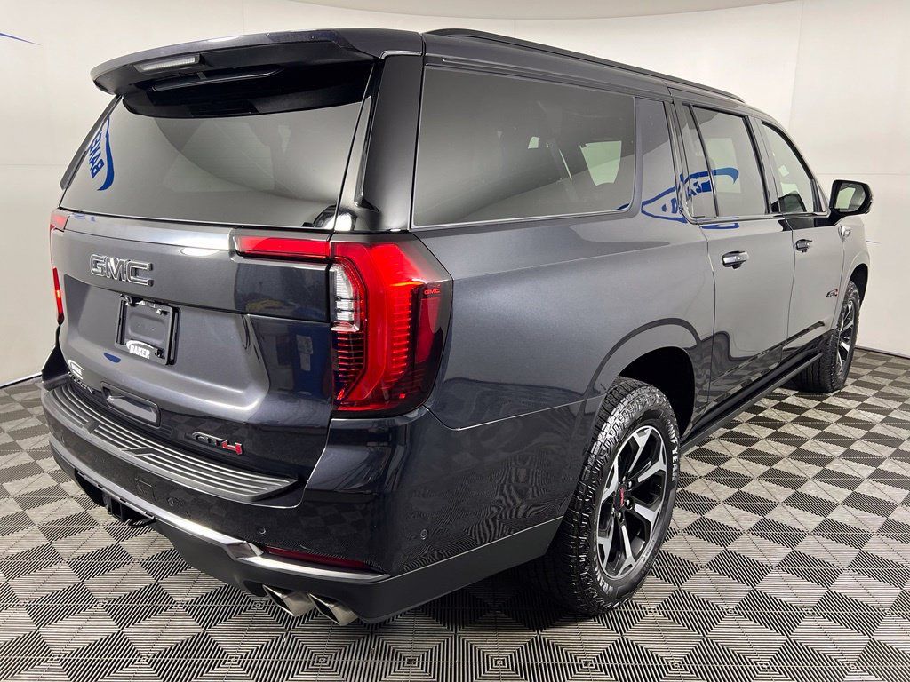 Used 2025 GMC Yukon XL AT4 AWD/4WD image 6