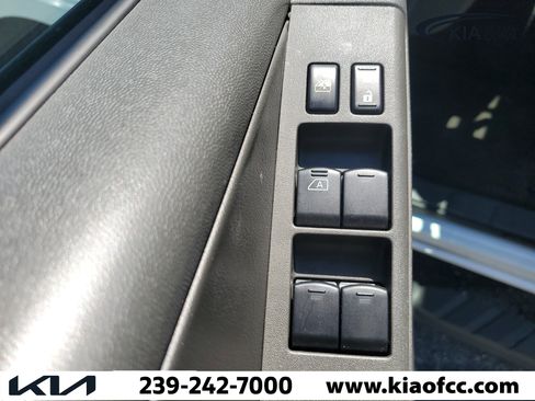 Used 2017 Nissan Frontier PRO-4X w/ Pro-4x Luxury Package AWD/4WD image 21