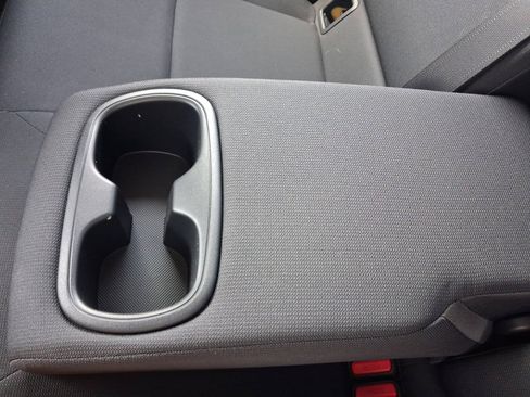 Used 2022 Toyota Corolla LE FWD image 25