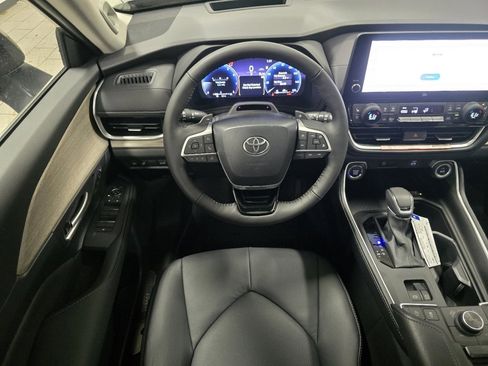 New 2026 Toyota Grand Highlander Platinum image 26