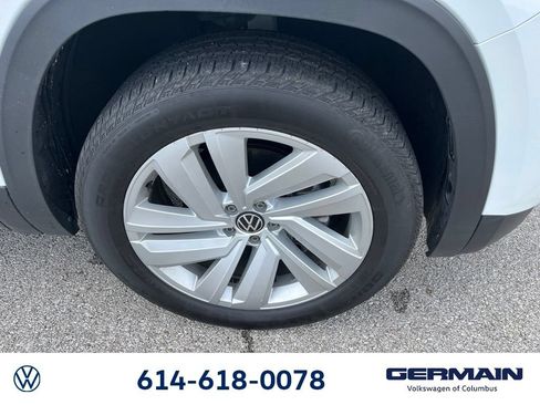 Used 2022 Volkswagen Atlas Cross Sport SE AWD/4WD image 16