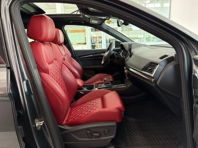Used 2023 Audi SQ5 Premium Plus w/ Premium Plus Package AWD/4WD image 14