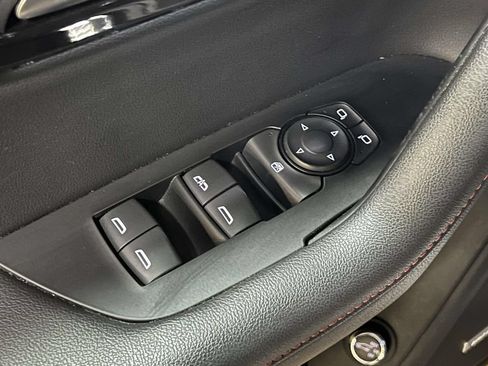Used 2022 Chevrolet Blazer RS w/ Enhanced Convenience Package AWD/4WD image 13