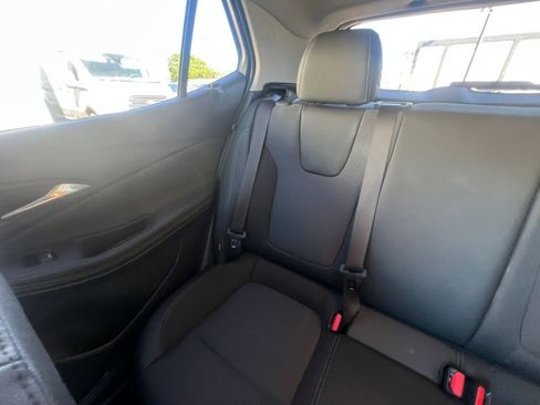 Used 2025 Buick Encore GX Preferred image 39