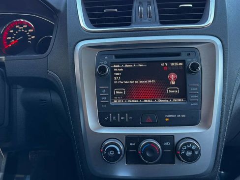 Used 2016 GMC Acadia SLE image 29